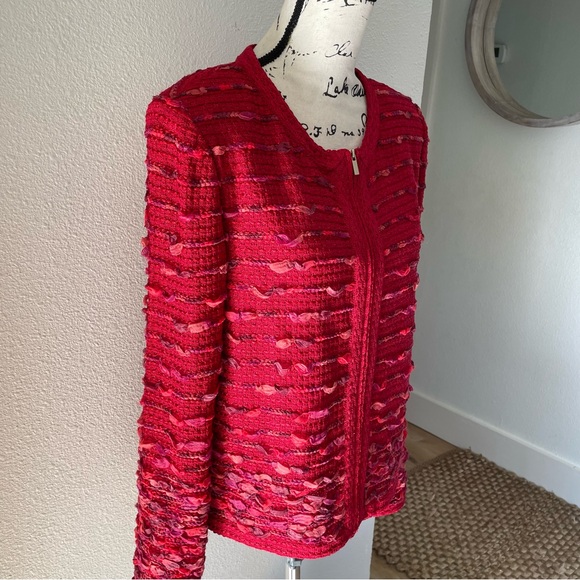 St. John Couture Red Knit Cardigan - Picture 4 of 14